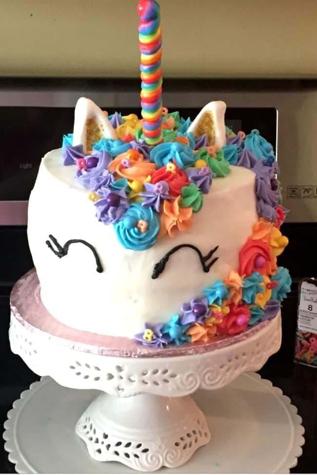 Detail Gambar Cake Unicorn Nomer 38