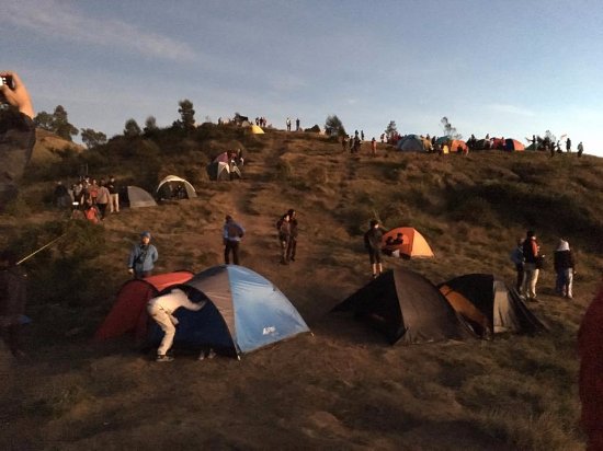 Gambar Camping Di Gunung - KibrisPDR