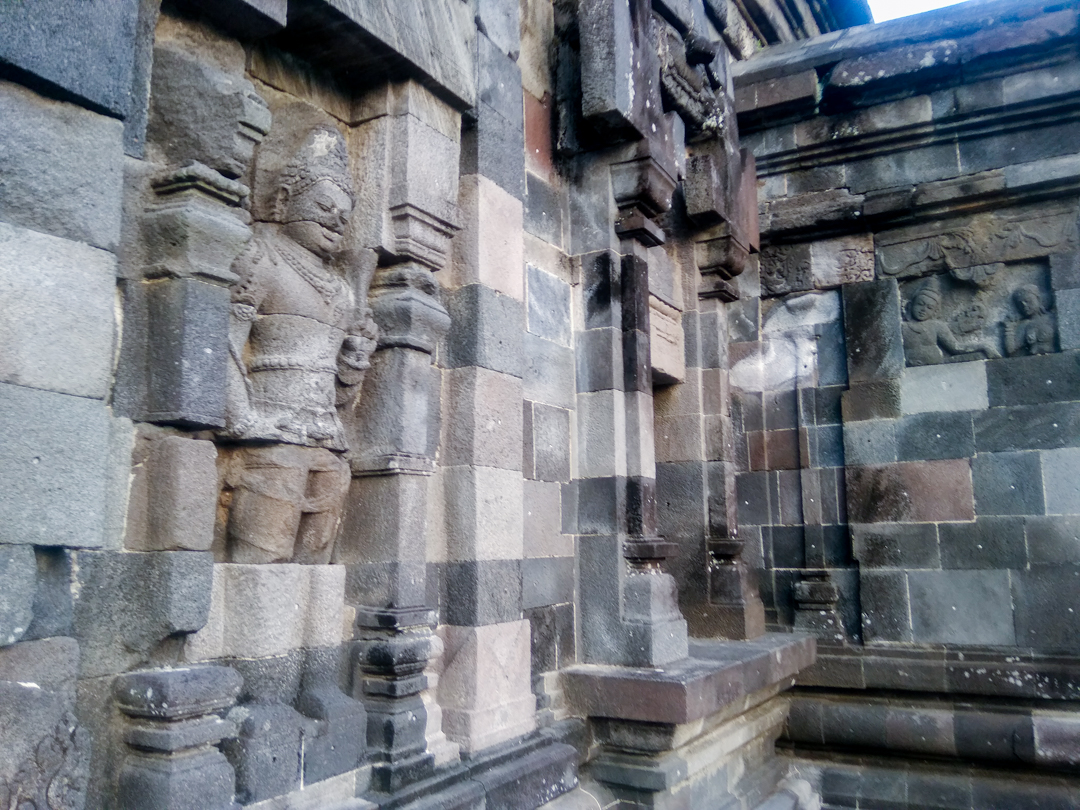 Detail Gambar Candi Banyunibo Nomer 24