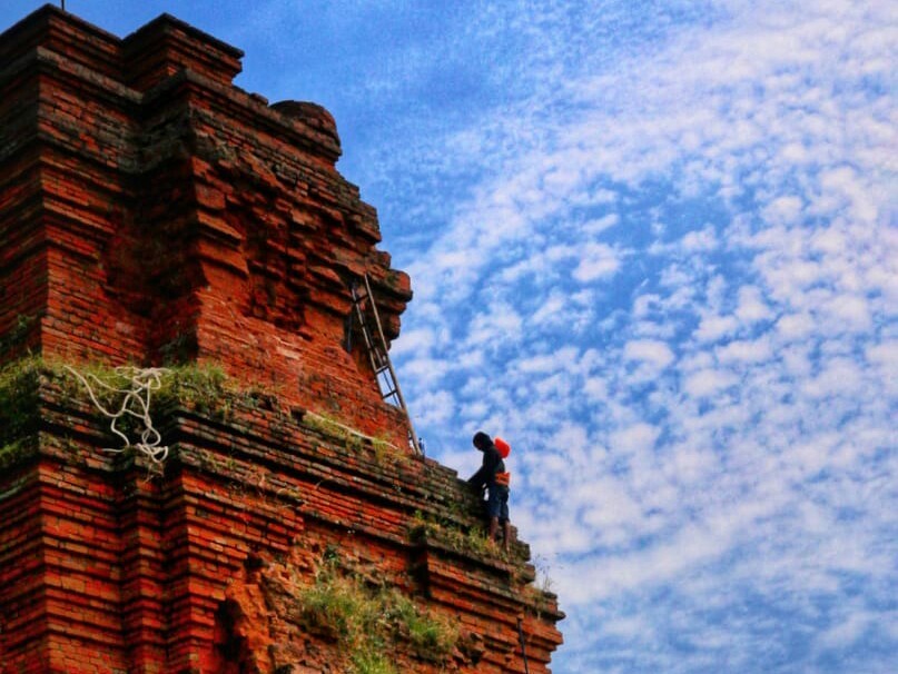 Detail Gambar Candi Brahu Nomer 29