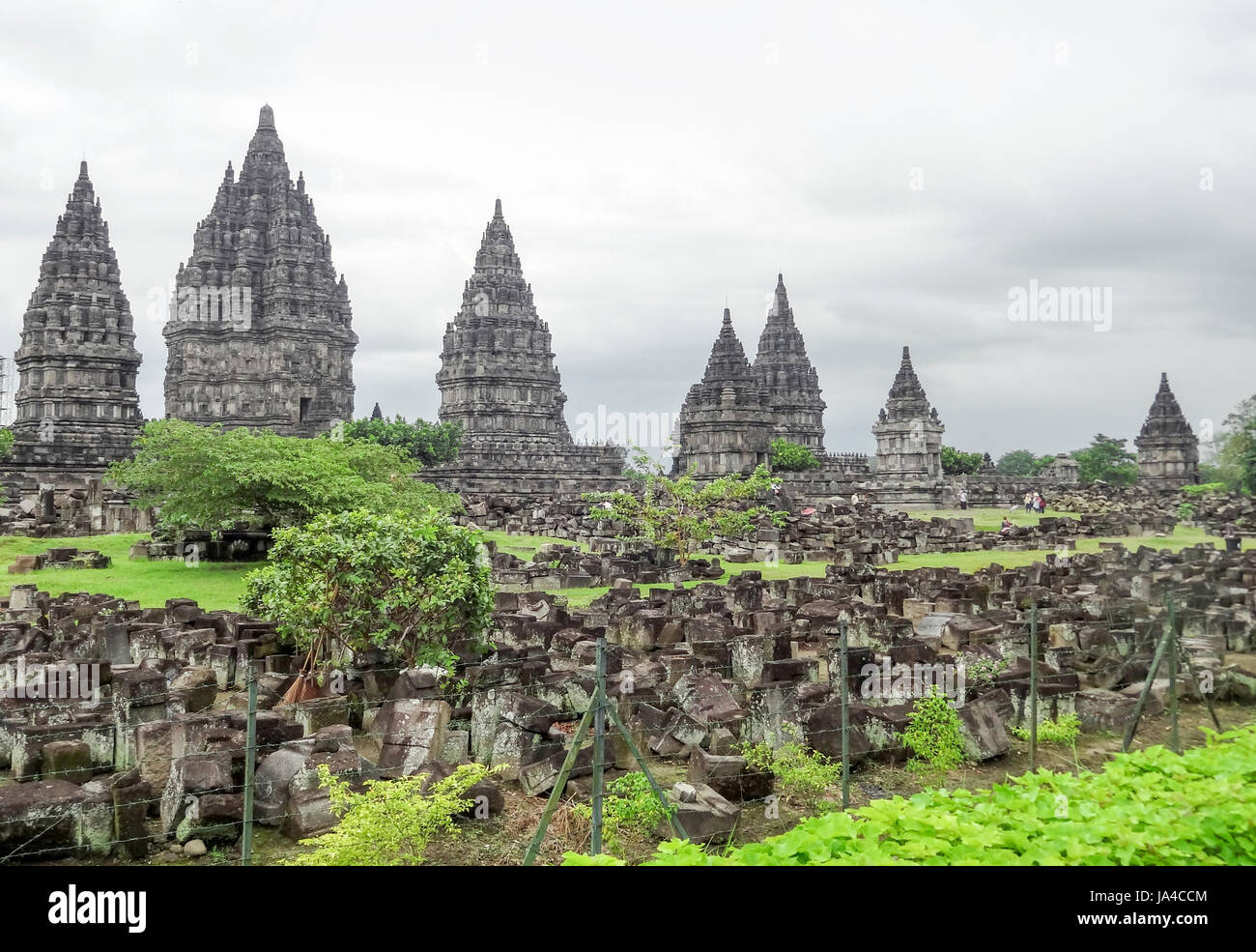 Detail Gambar Candi Di Indonesia Nomer 35