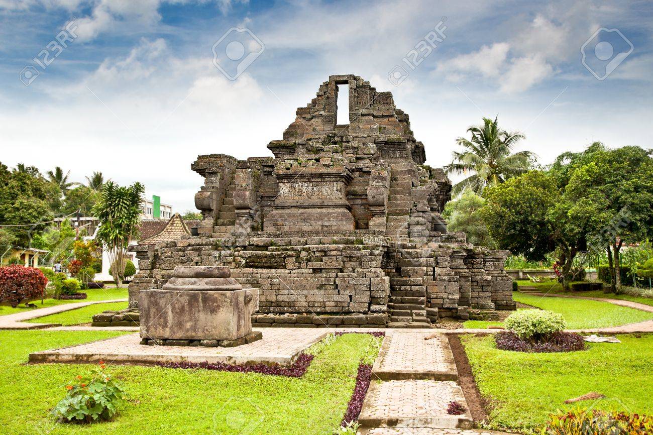 Gambar Candi Jago - KibrisPDR