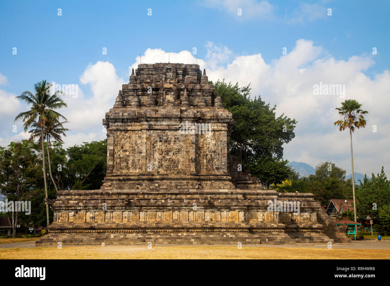 Detail Gambar Candi Mendut Nomer 48