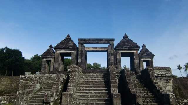 Detail Gambar Candi Ratu Boko Nomer 16