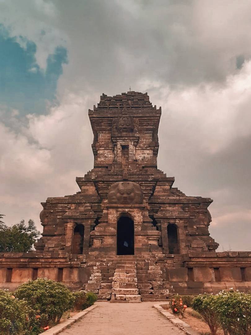 Detail Gambar Candi Singosari Nomer 10