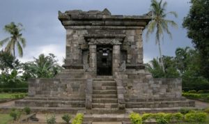 Detail Gambar Candi Yang Ada Di Malang Nomer 10