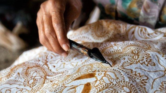 Detail Gambar Canting Nembok Dalam Batik Nomer 32