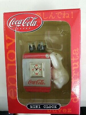 Detail Coca Cola Clock With Polar Bear Nomer 16