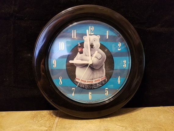 Detail Coca Cola Clock With Polar Bear Nomer 25