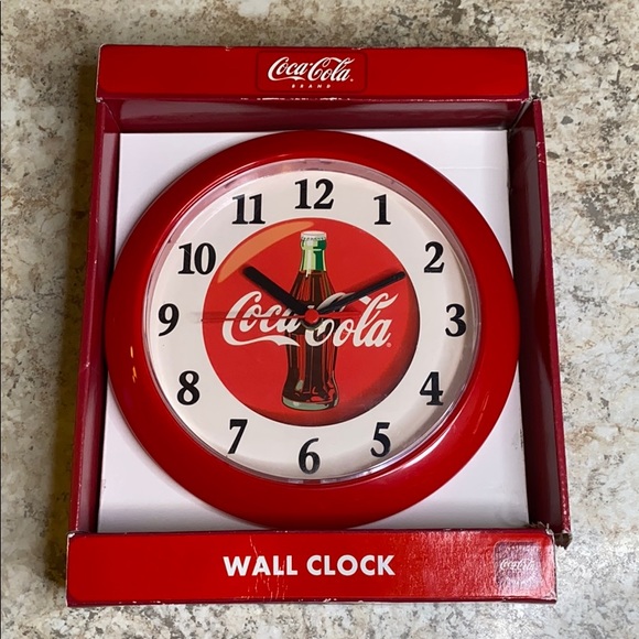 Detail Coca Cola Clock With Polar Bear Nomer 49