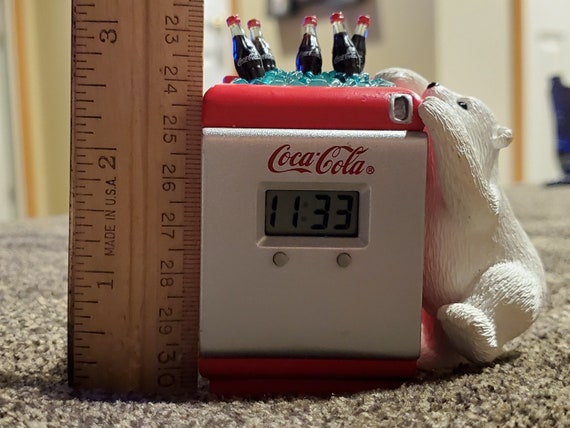 Detail Coca Cola Clock With Polar Bear Nomer 56