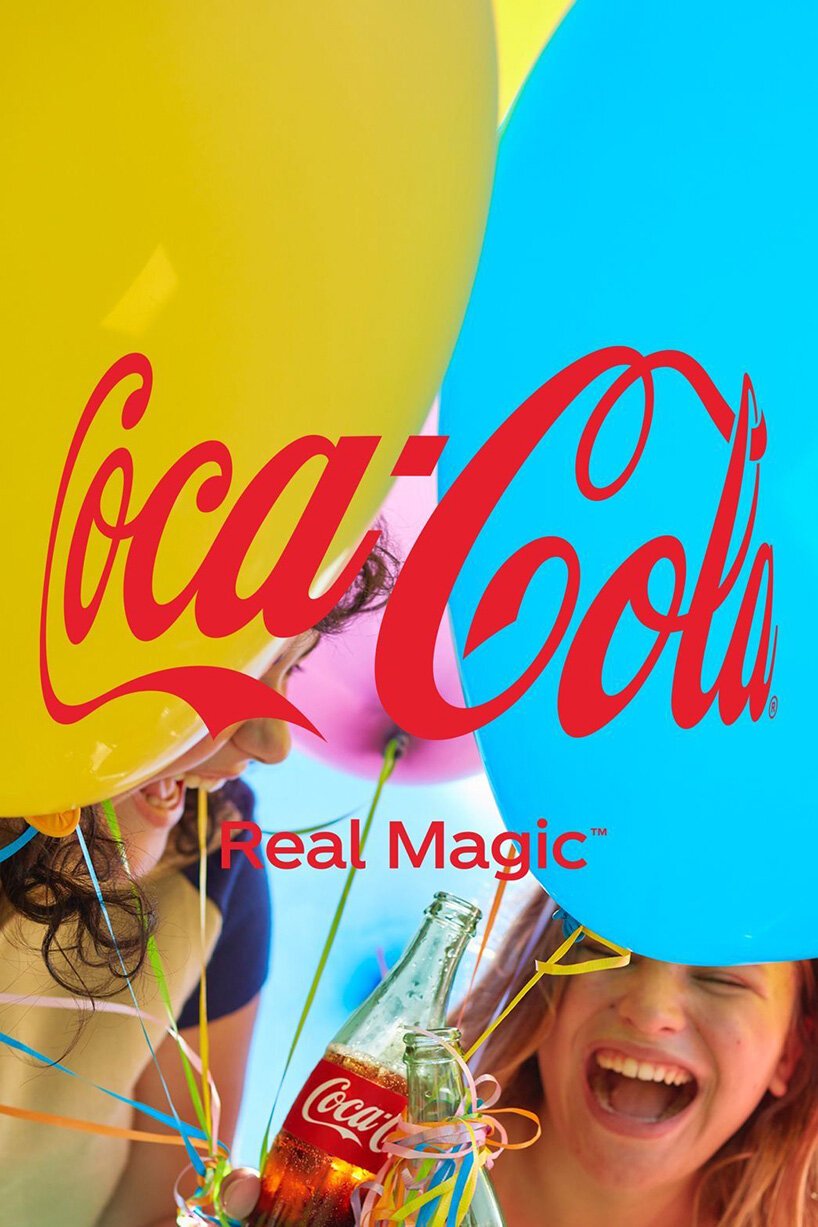 Detail Coca Cola Logo Design Nomer 37