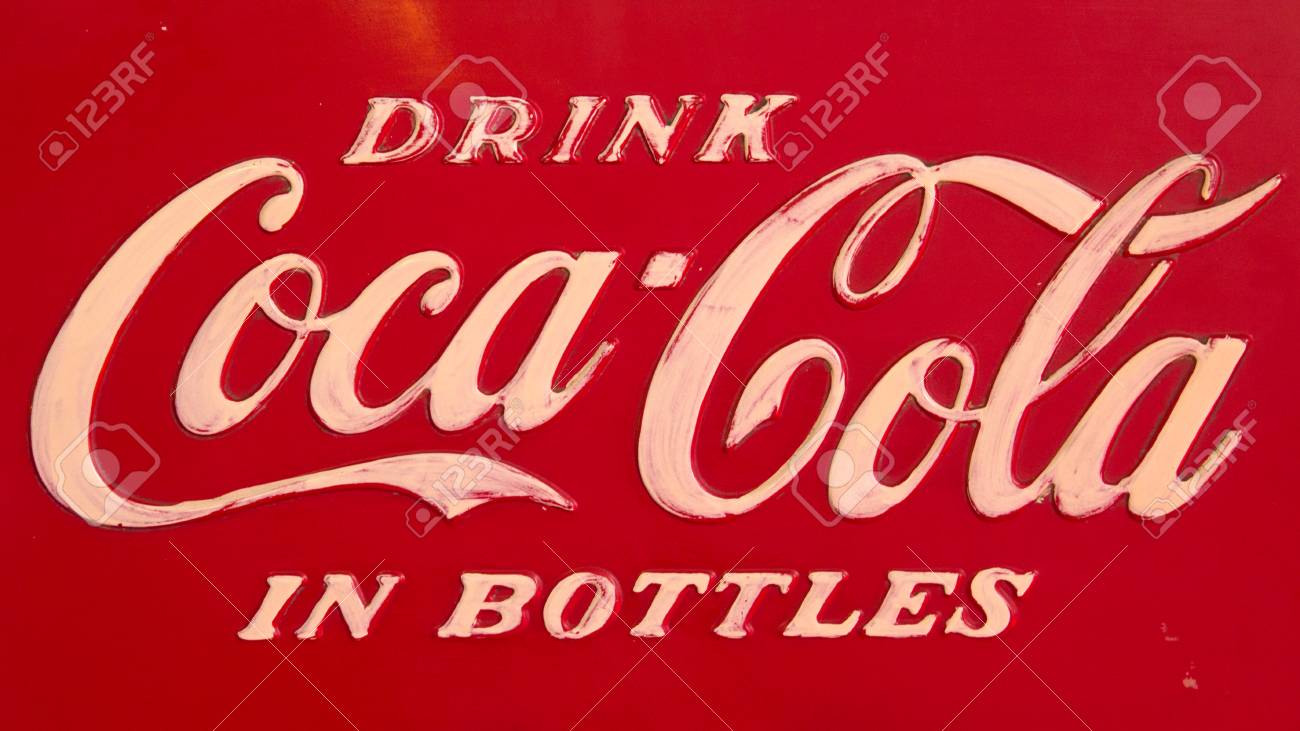 Detail Coca Cola Logo Old Nomer 49