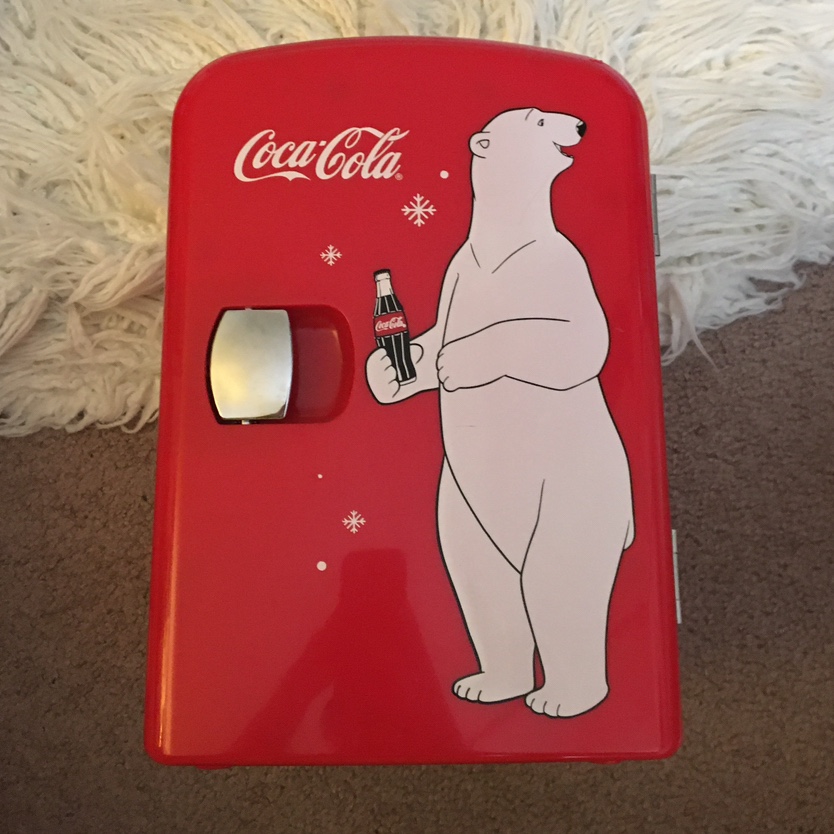 Detail Coca Cola Mini Fridge Polar Bear Nomer 48