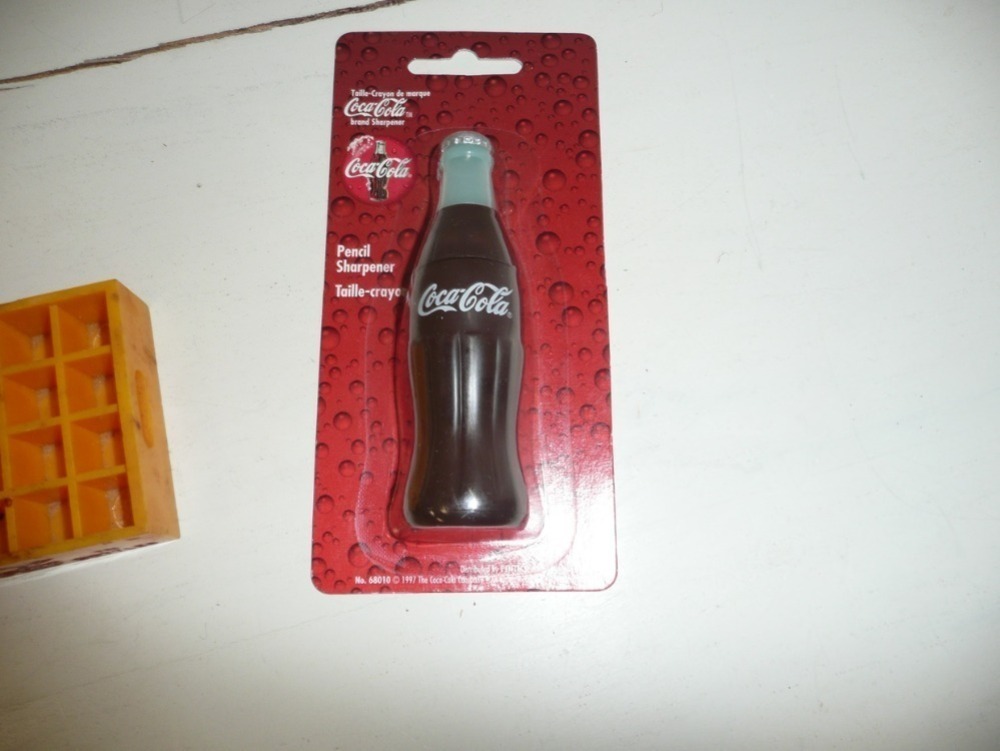 Detail Coca Cola Pencil Sharpener Nomer 56