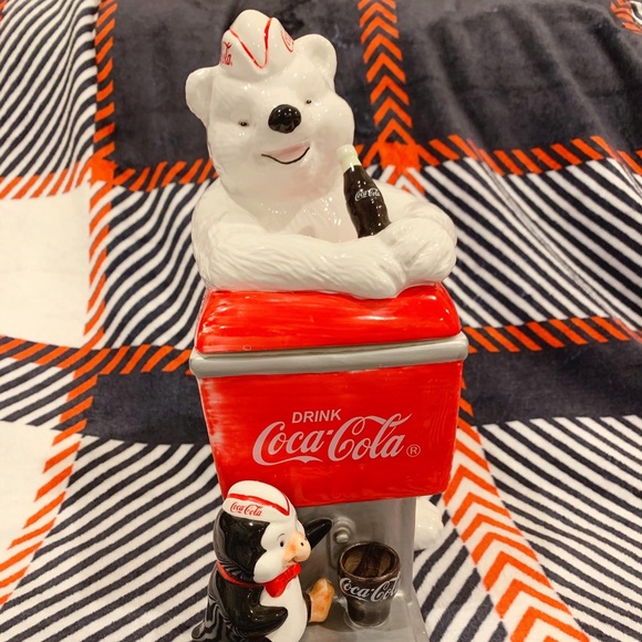 Detail Coca Cola Penguin Cookie Jar Nomer 23