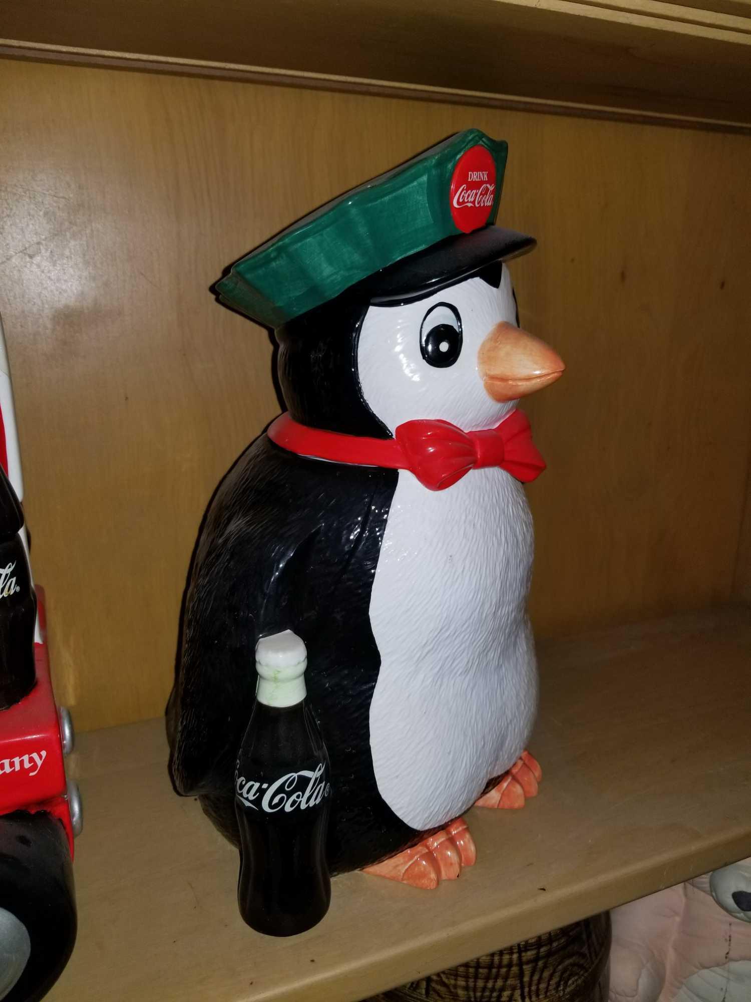 Detail Coca Cola Penguin Cookie Jar Nomer 48