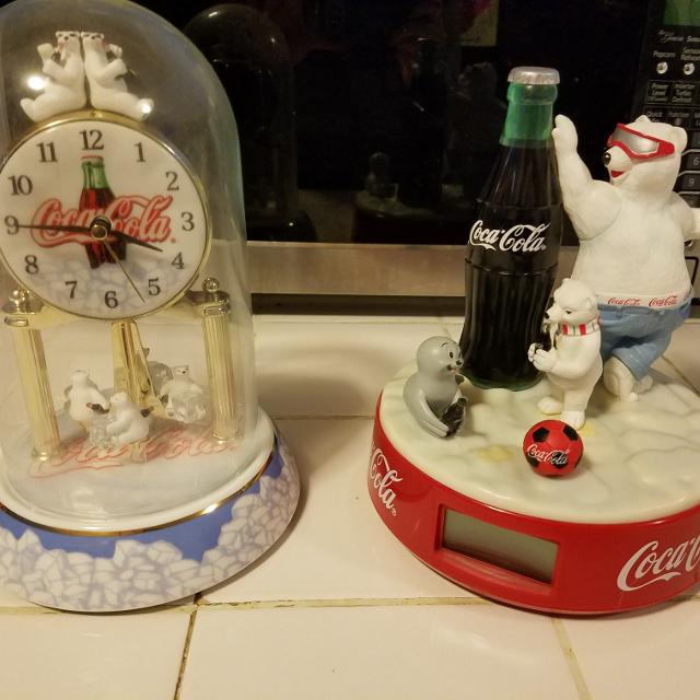 Detail Coca Cola Polar Bear Clock Nomer 9