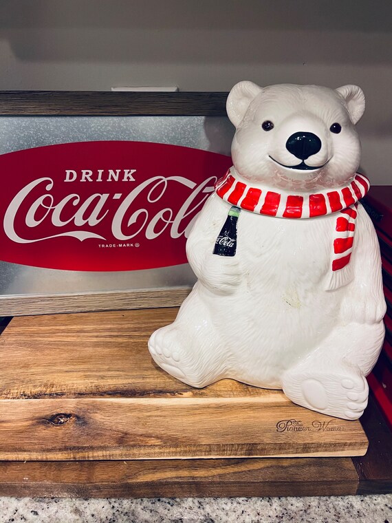 Detail Coca Cola Polar Bear Cookie Jar Nomer 32