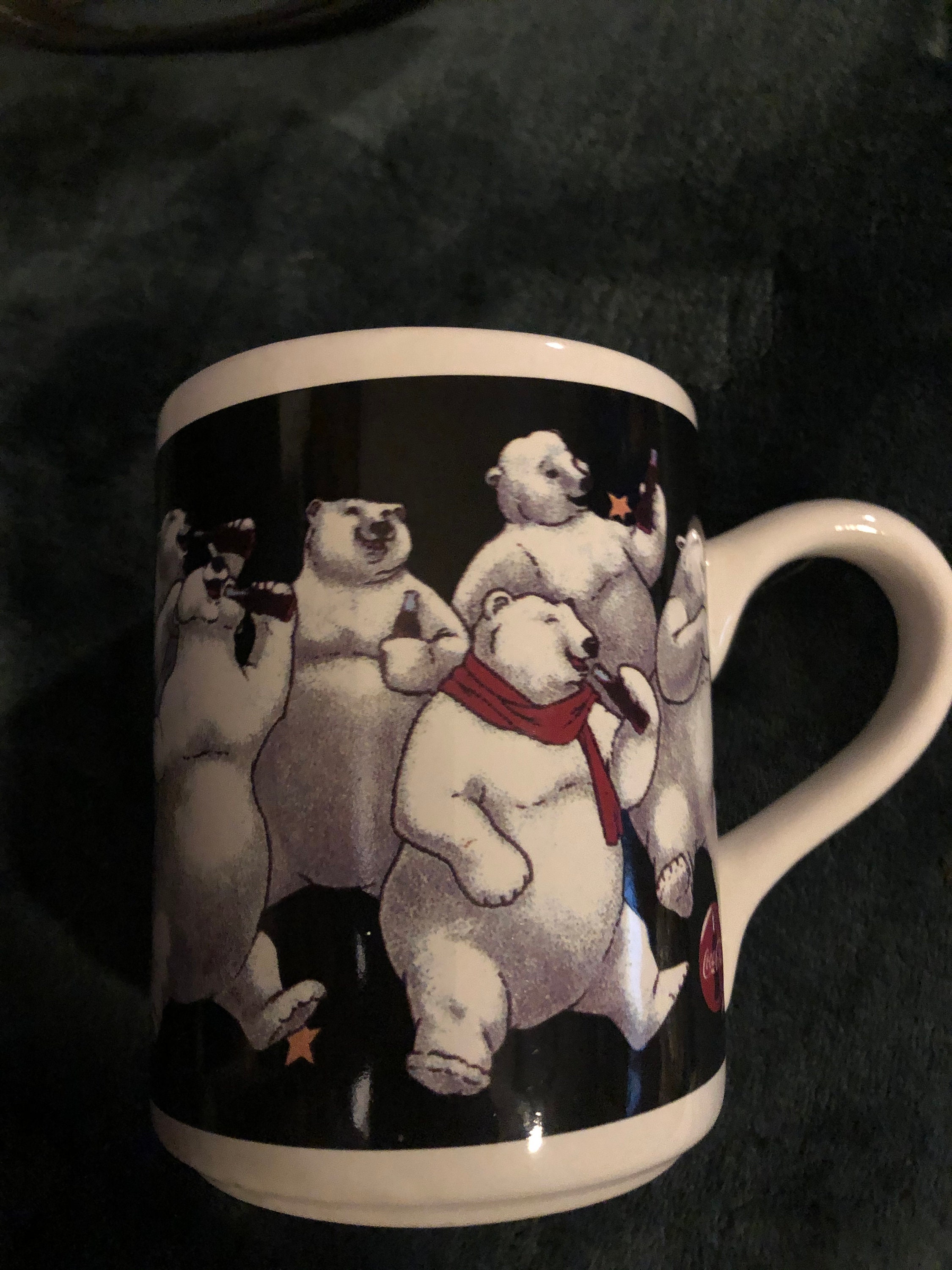 Detail Coca Cola Polar Bear Mug Nomer 42