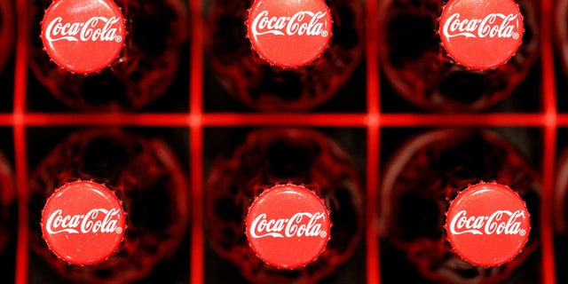 Detail Coca Cola Secret Logo Nomer 54