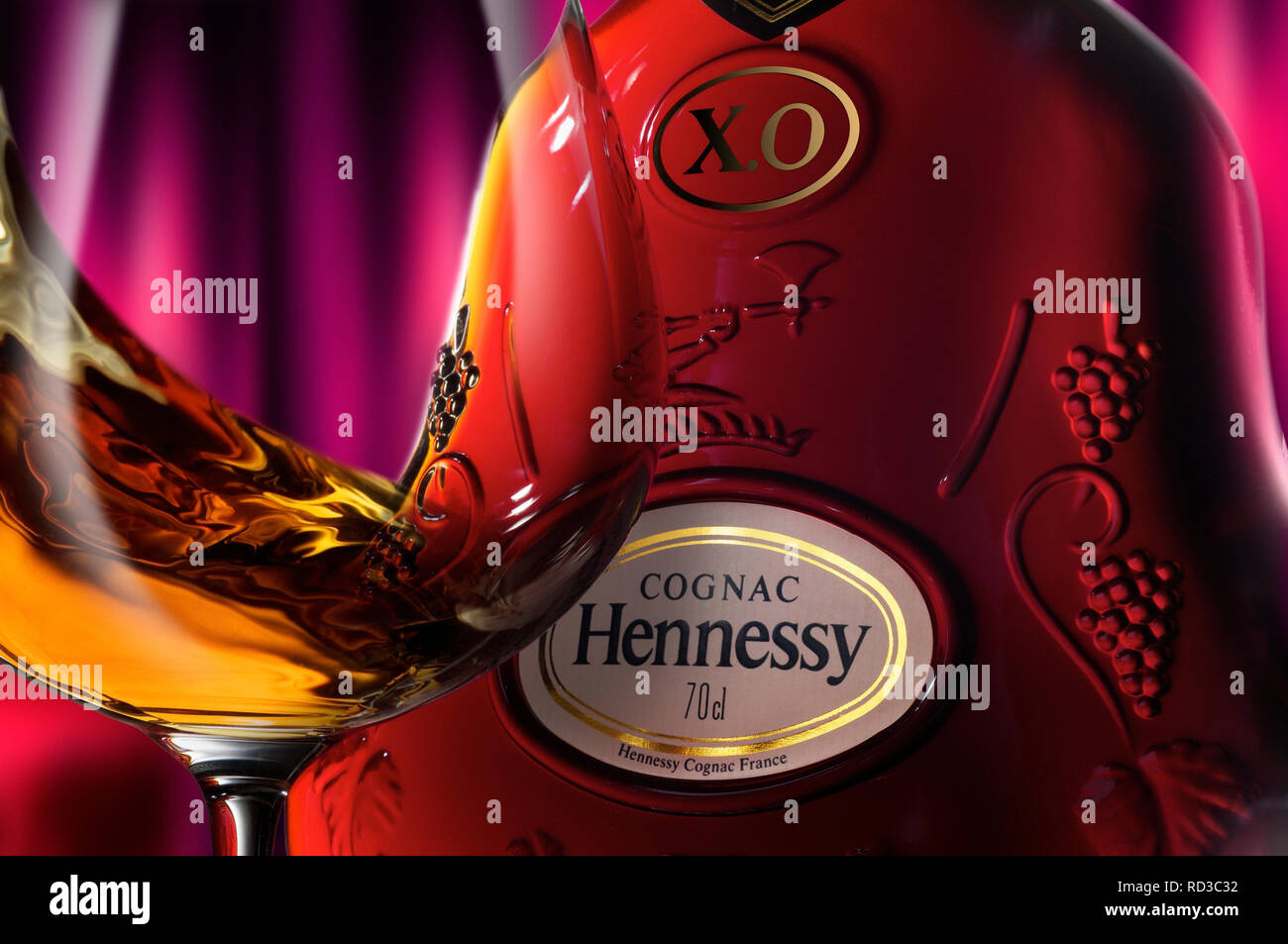 Detail Cognac Wallpaper Nomer 50