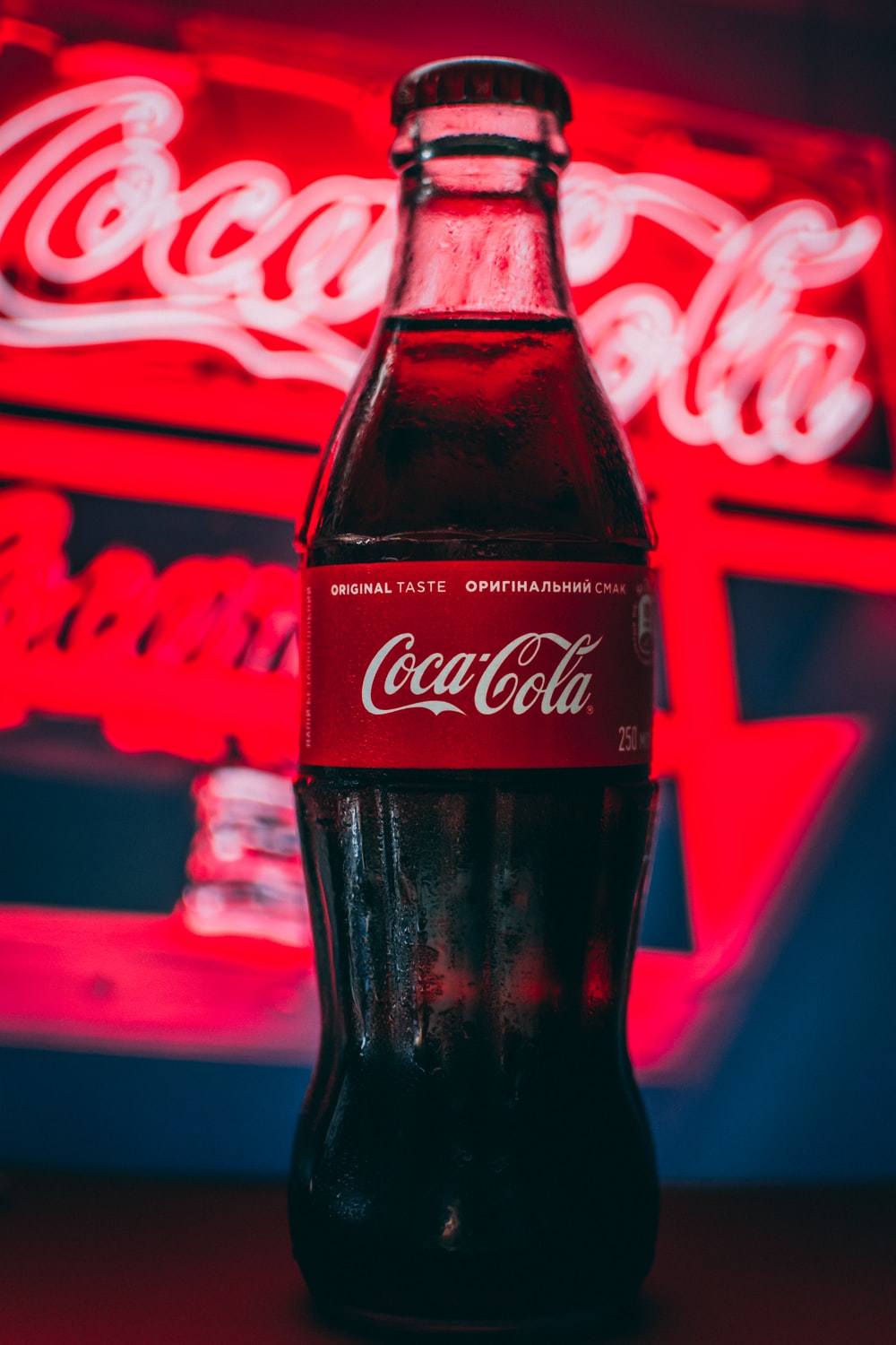 Detail Coke Bottle Image Nomer 43
