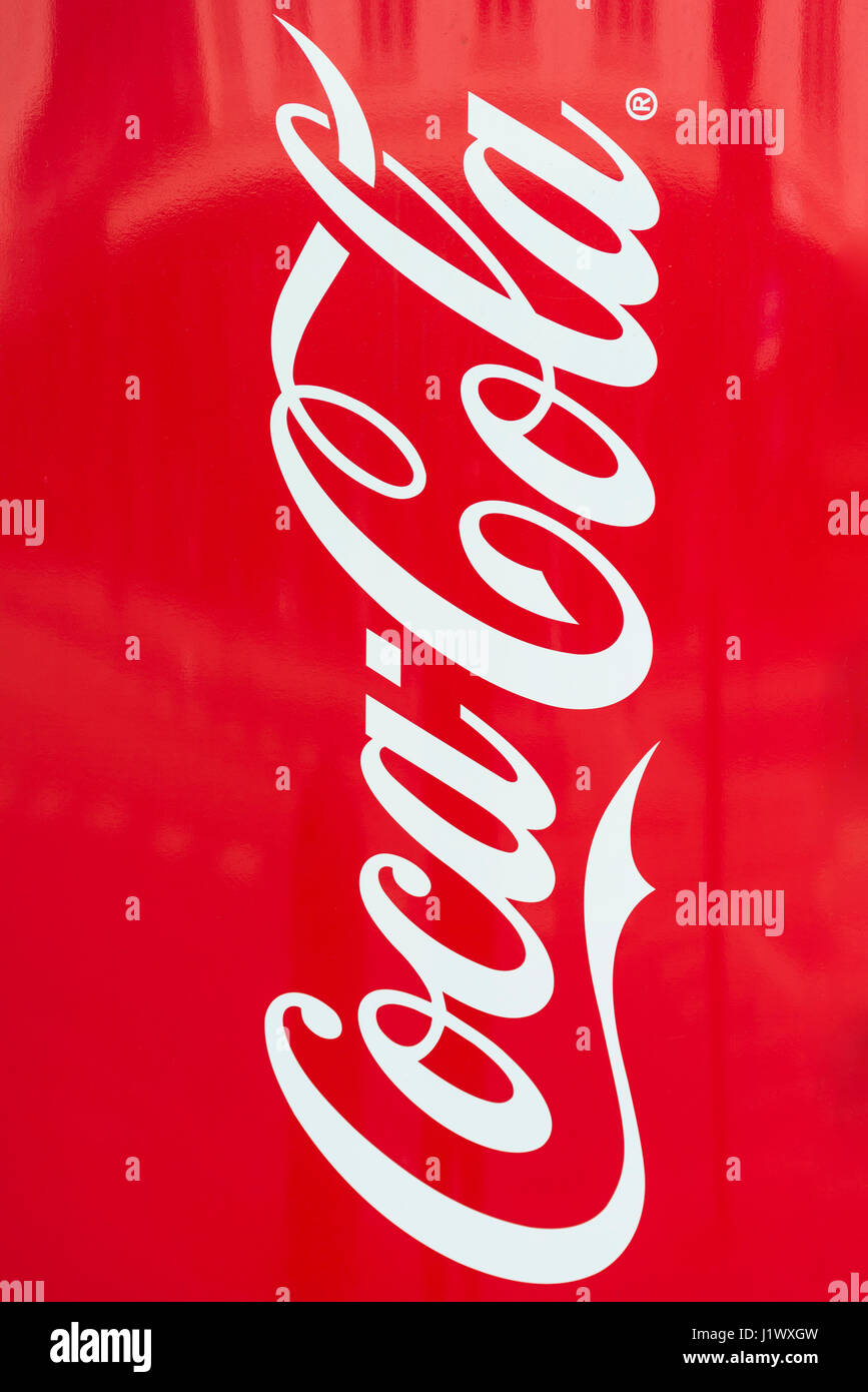 Detail Coke Cola Logo Nomer 56