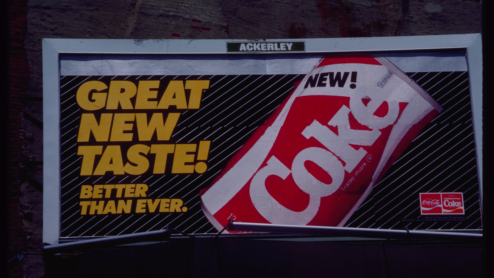 Detail Coke New Logo Nomer 48