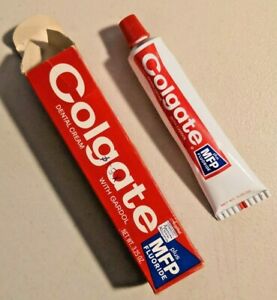 Detail Colgate Toothpaste Pictures Nomer 56