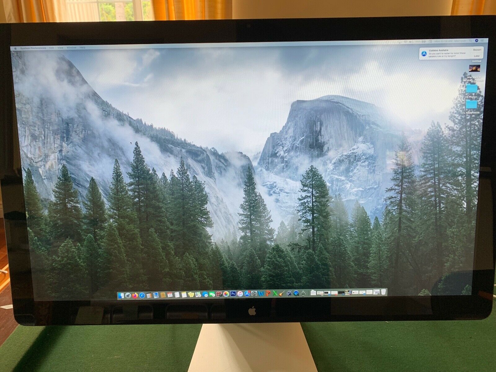Detail Computer Monitor Apple Nomer 40