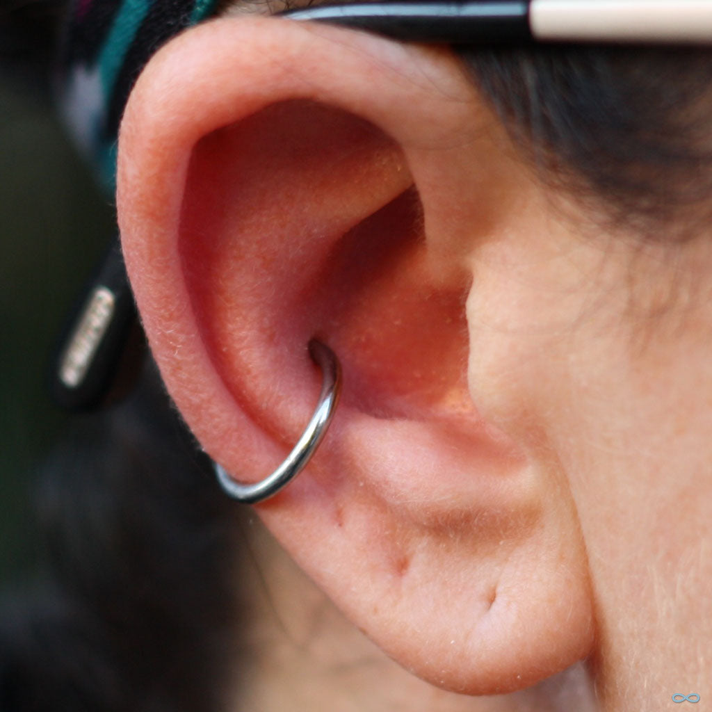 Detail Conch Piercing 14 Gauge Nomer 4