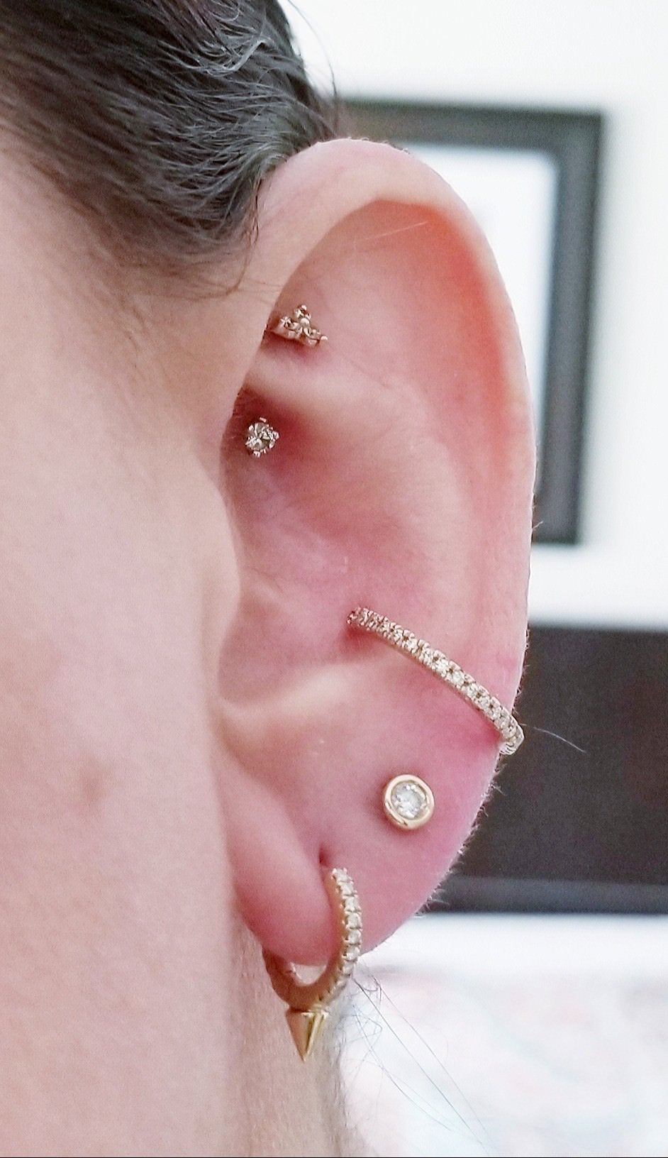 Detail Conch Piercing Diamond Nomer 9