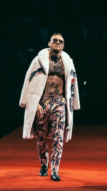 Detail Conor Mcgregor Gucci Coat Nomer 28