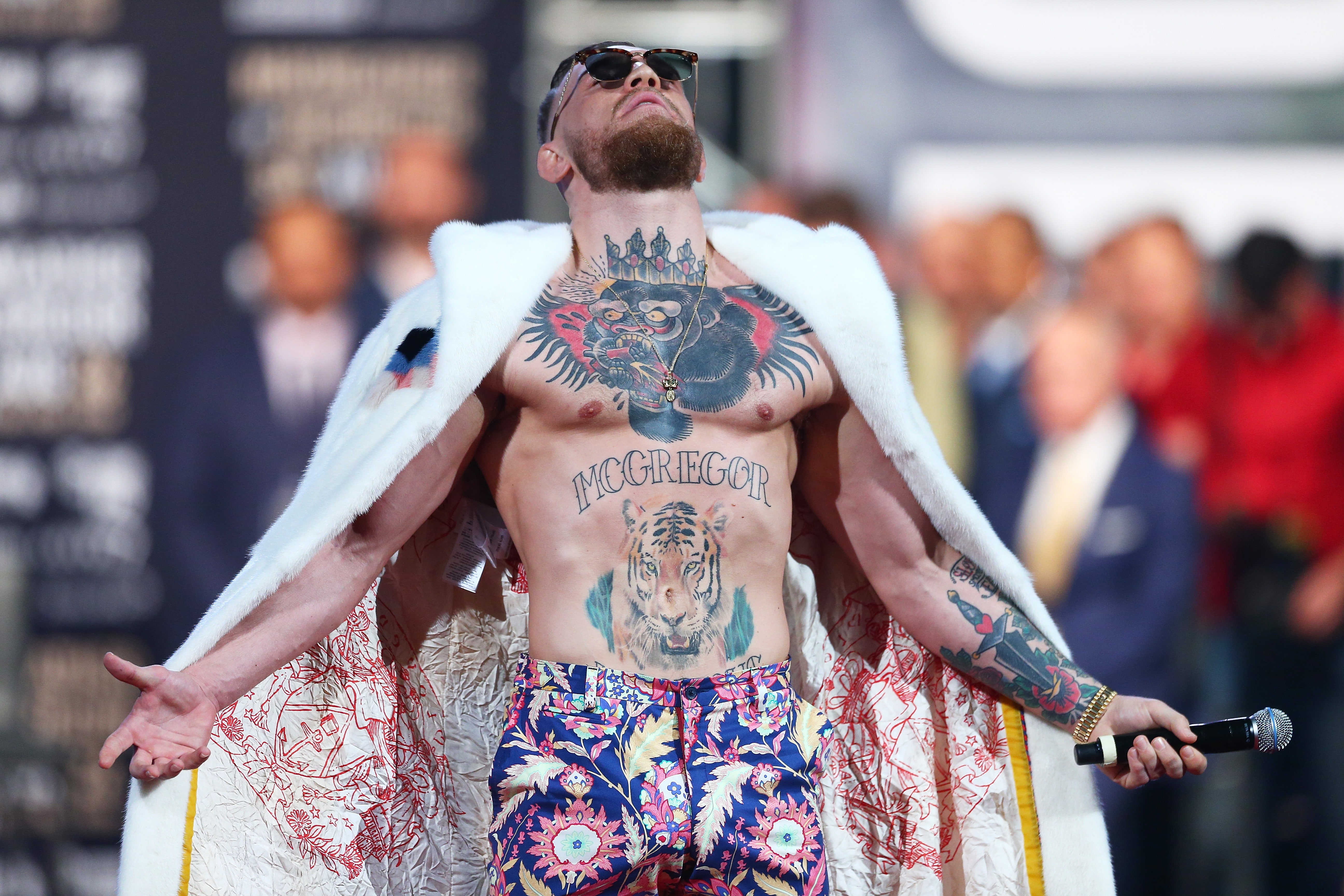 Detail Conor Mcgregor Gucci Coat Nomer 5