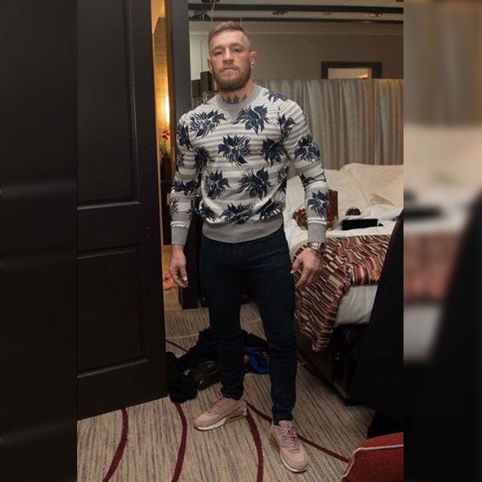 Detail Conor Mcgregor Running Shoes Nomer 23