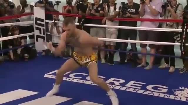 Detail Conor Mcgregor Spaghetti Arms Nomer 2