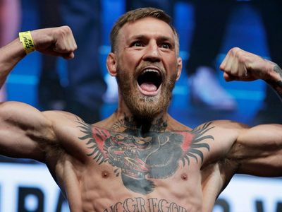 Detail Conor Mcgregor Spaghetti Arms Nomer 32