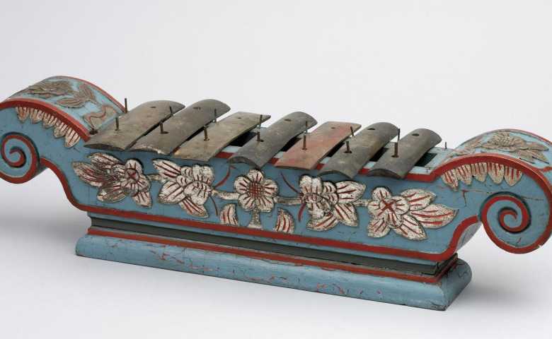 Detail Contoh Alat Musik Gamelan Nomer 31