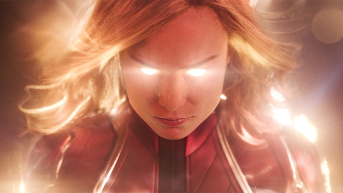 Detail Gambar Captain Marvel Nomer 17