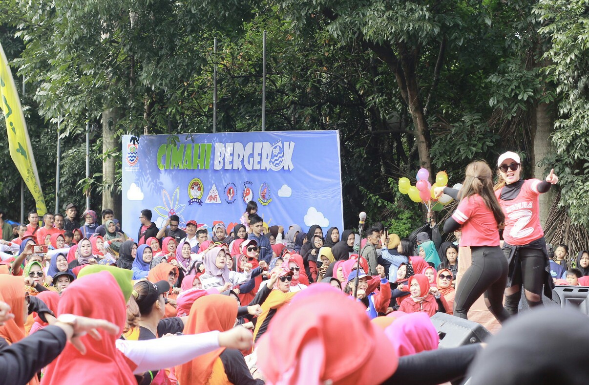 Detail Gambar Car Free Day Cimahi Nomer 49