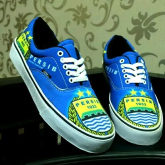 Detail Gambar Casual Persib Nomer 52