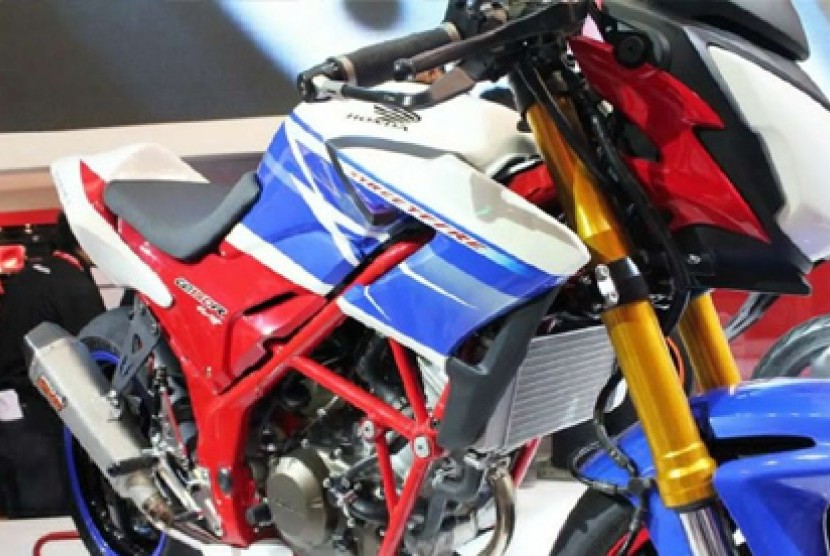 Detail Gambar Cb 150 R 2014 Nomer 49