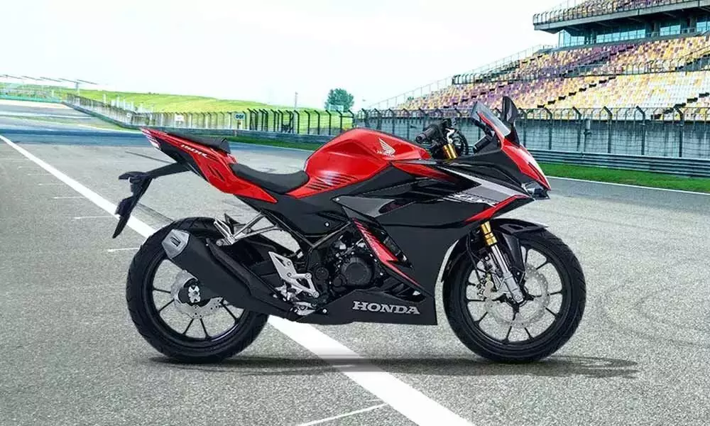 Detail Gambar Cbr 150r Nomer 46
