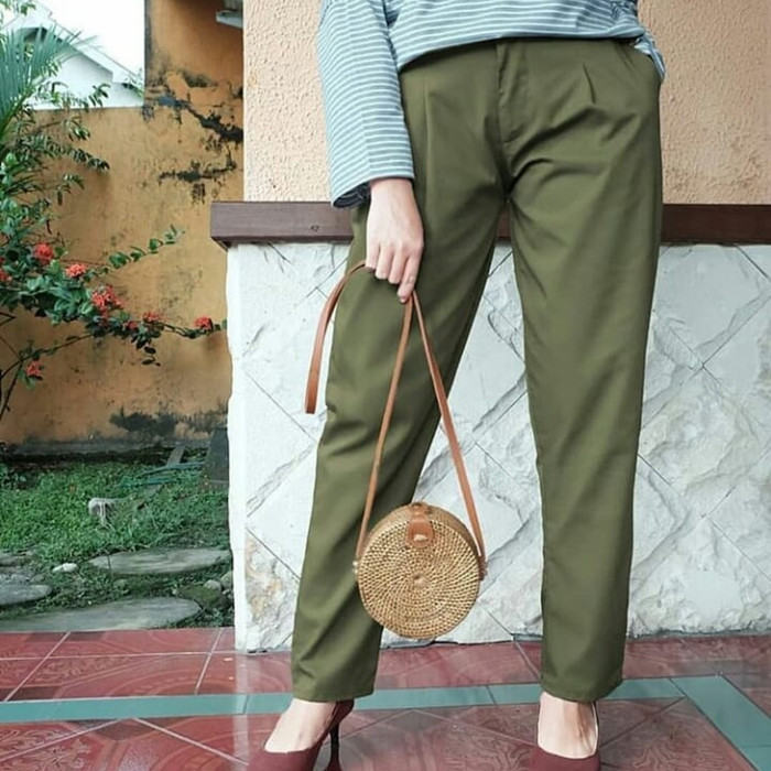 Detail Gambar Celana Baggy Pants Warna Army Nomer 2