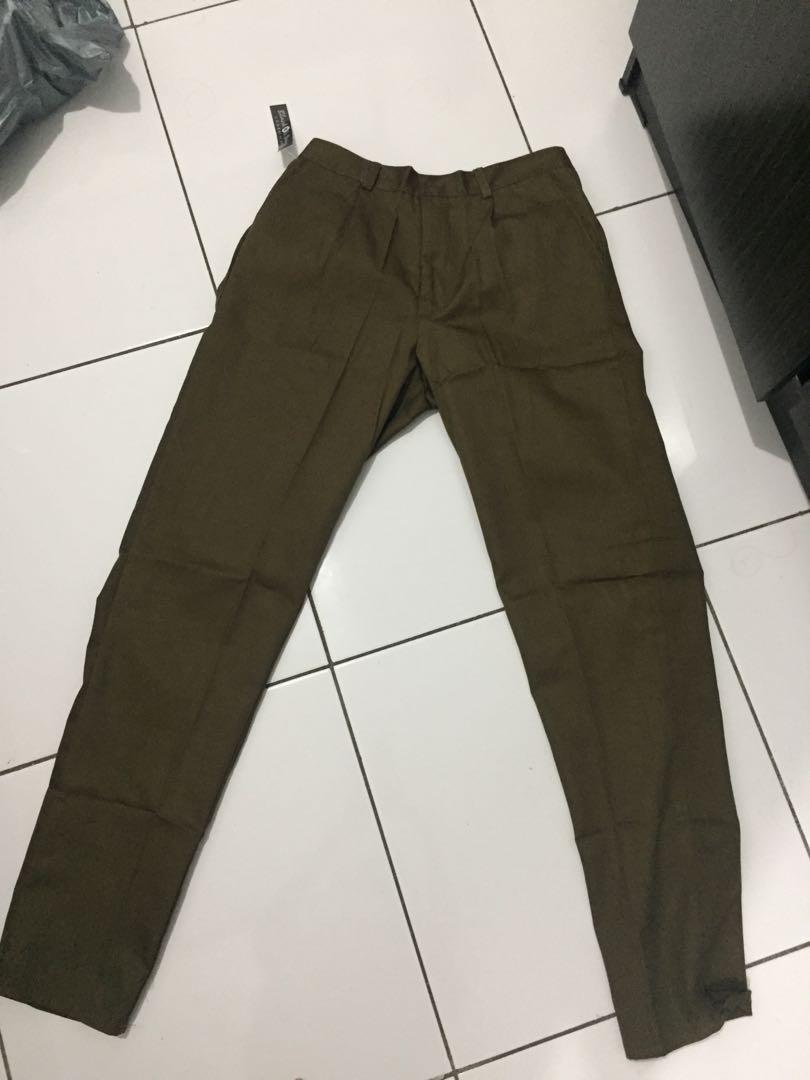 Detail Gambar Celana Baggy Pants Warna Army Nomer 21