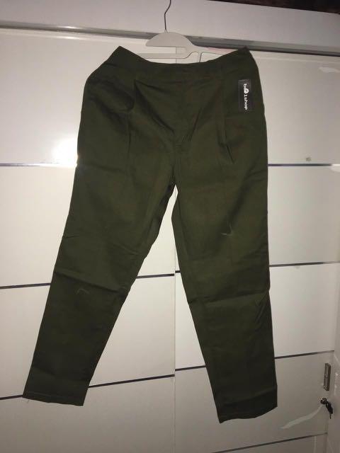 Detail Gambar Celana Baggy Pants Warna Army Nomer 34