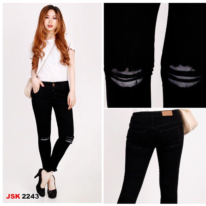 Detail Gambar Celana Jeans Hitam Nomer 49
