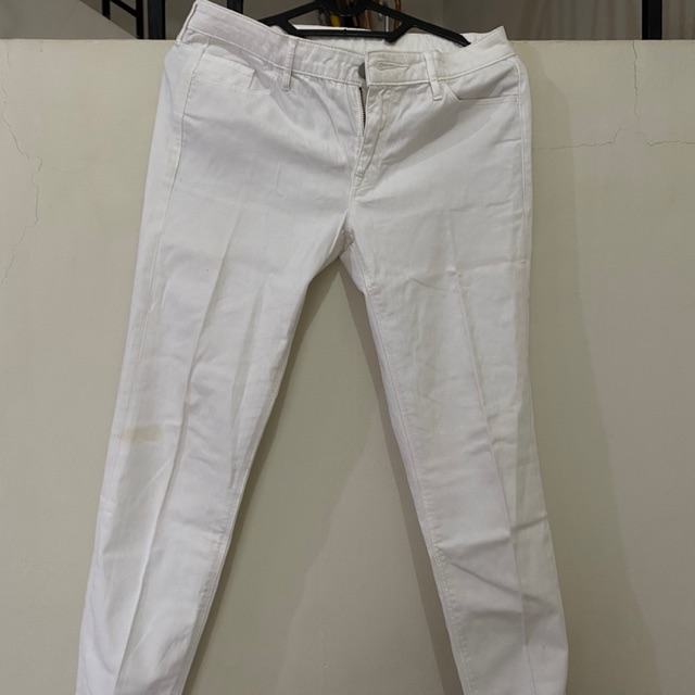 Detail Gambar Celana Jeans Putih Nomer 37