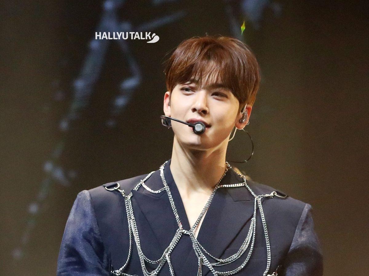 Detail Gambar Cha Eun Woo Nomer 30